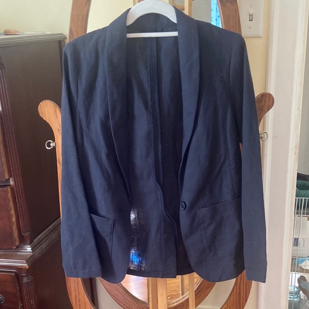 Navy Blue Linen blazer with pockets